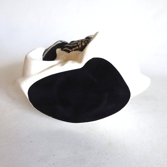 NEW 10" SANTA MUERTE & CHILD HOLY DEATH UPCYCLED GOTHIC HORROR FIGURE ODDITY - Picture 8 of 10